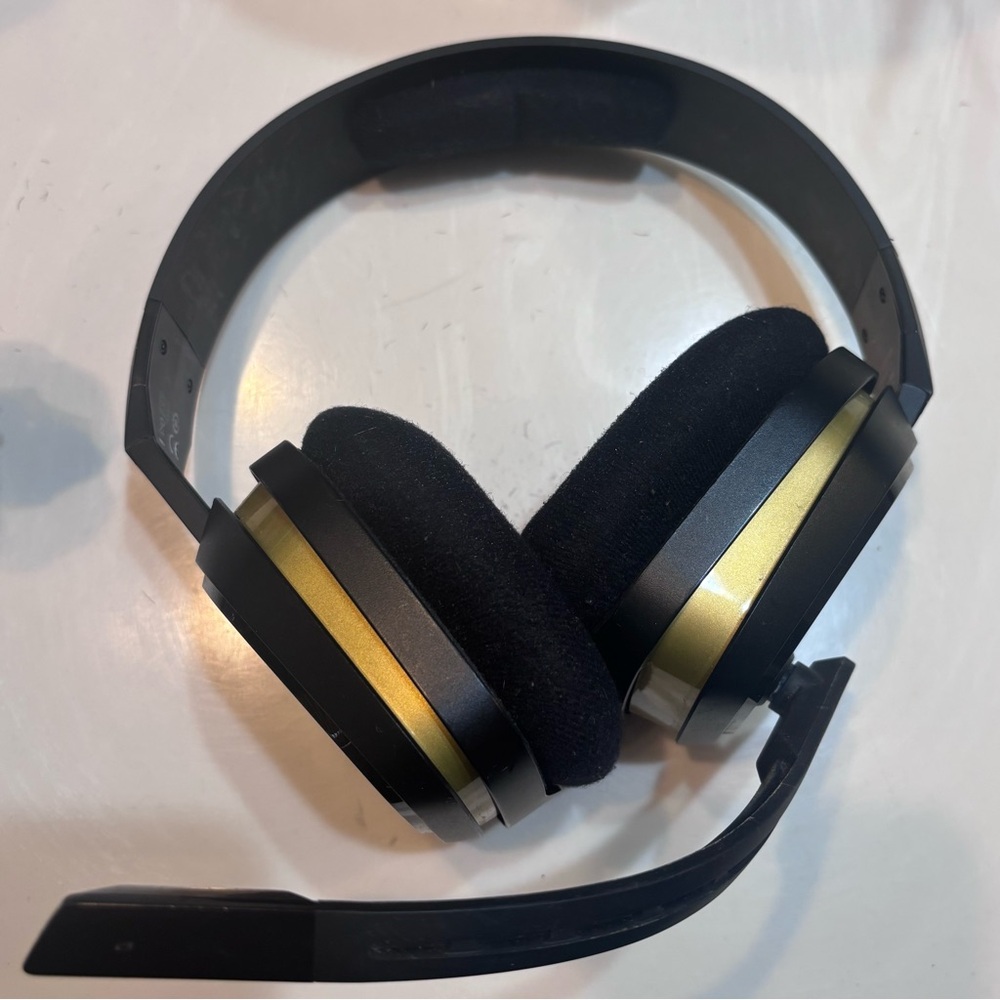 Astro Gaming A10 Wired Stereo Gaming Headset Legend of Zelda